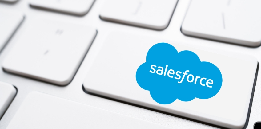 Top 7 reasons why your business should invest in a Salesforce CRM